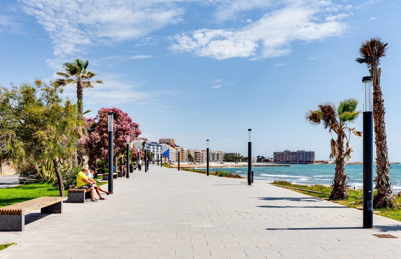 Revente - Planta baja - Torrevieja - Playa de los Locos