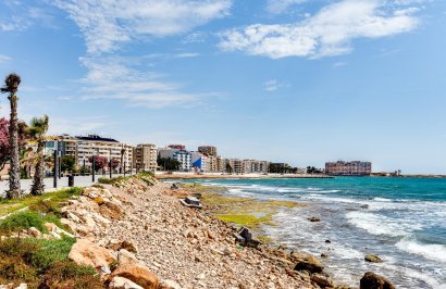 Revente - Planta baja - Torrevieja - Playa de los Locos