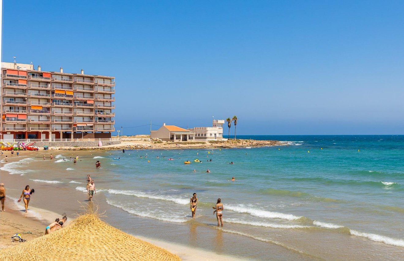 Revente - Planta baja - Torrevieja - Playa de los Locos