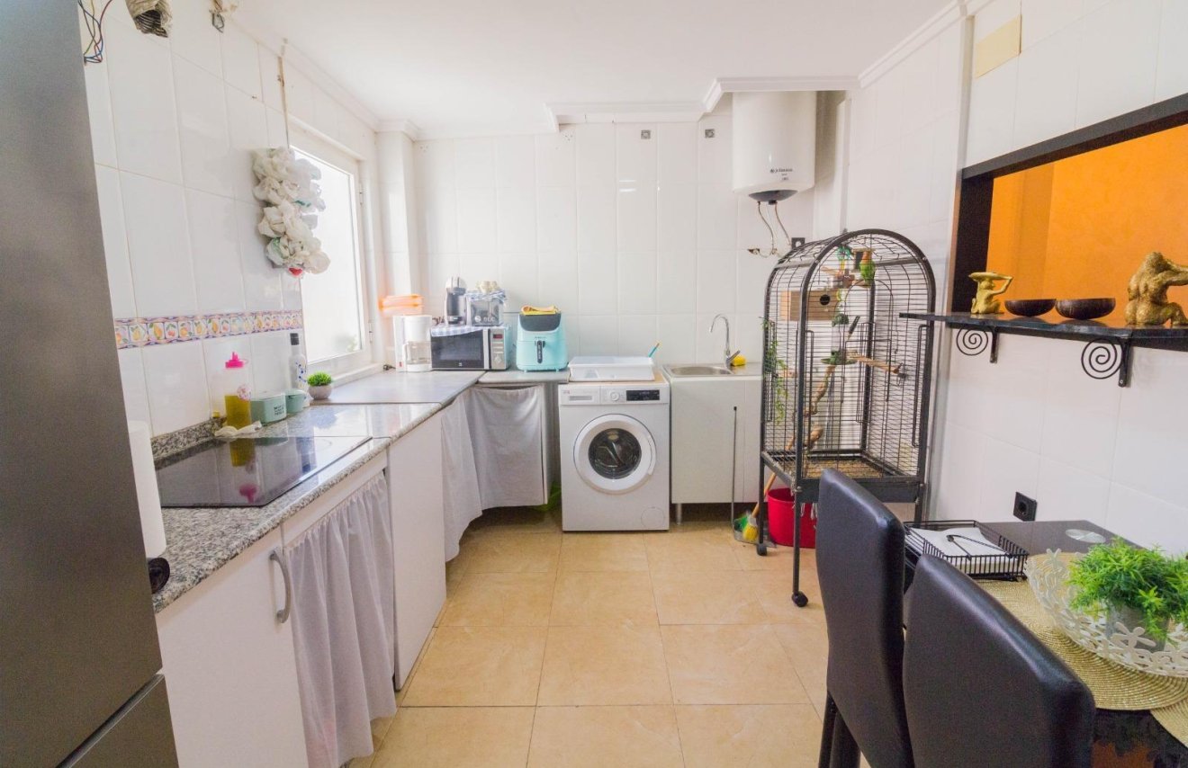 Resale - Casa Tipo Dúplex - Orihuela - Arneva