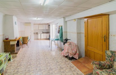 Resale - Casa - Redován - Pascual martinez
