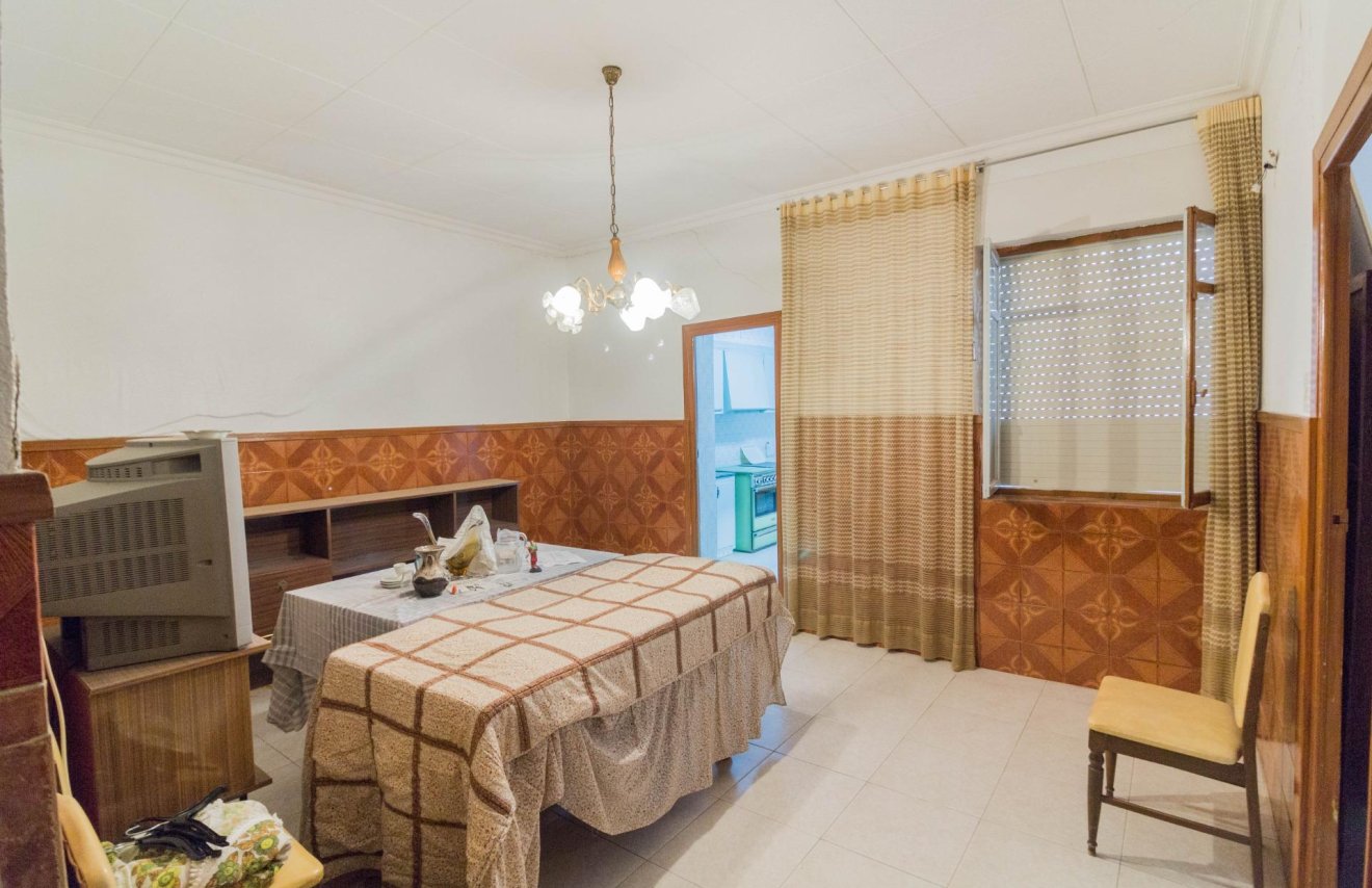 Resale - Casa - Redován - Pascual martinez