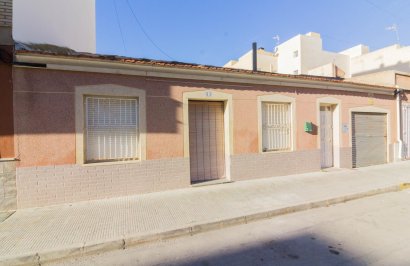 Resale - Casa - Redován - Pascual martinez