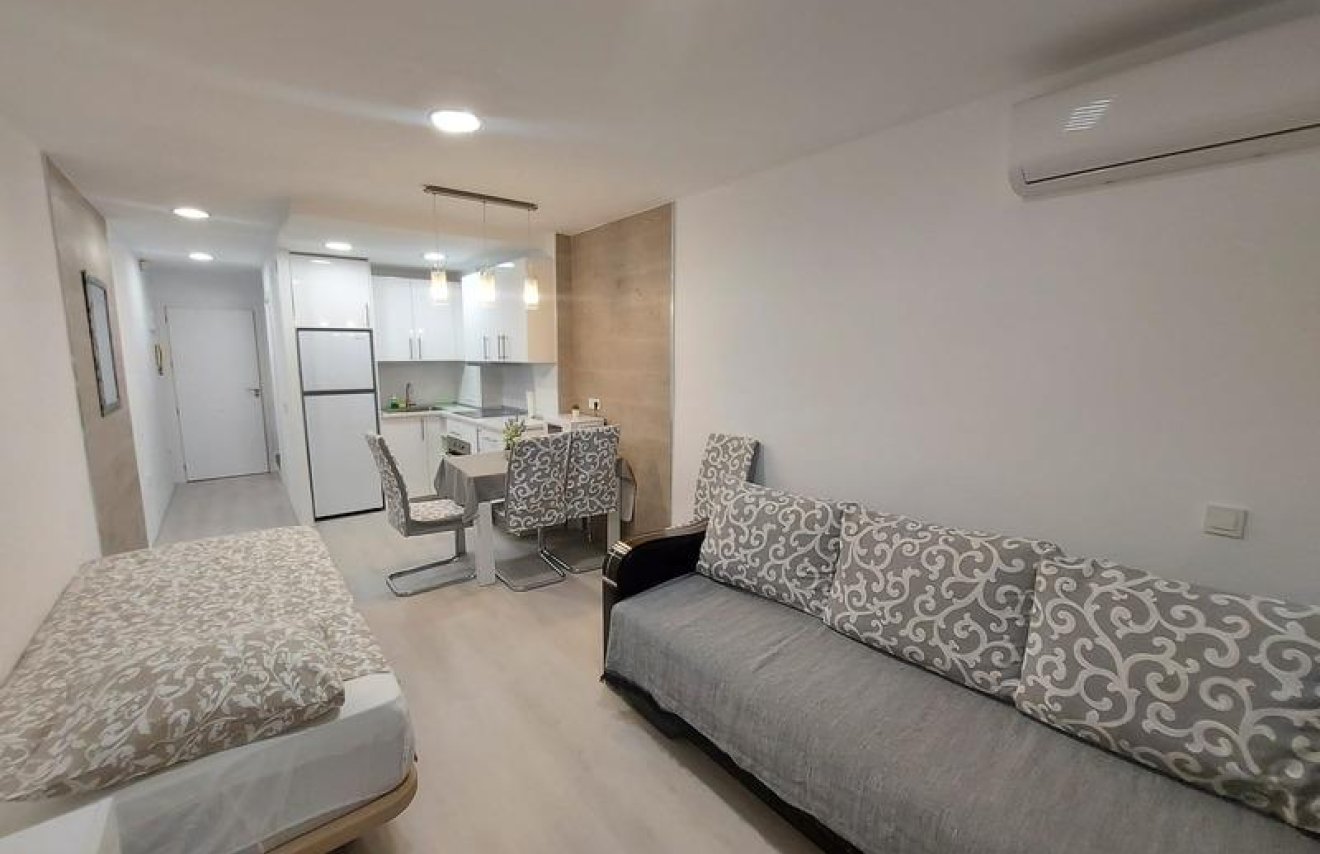 Revente - Apartamento - Torrevieja - Playa del Cura