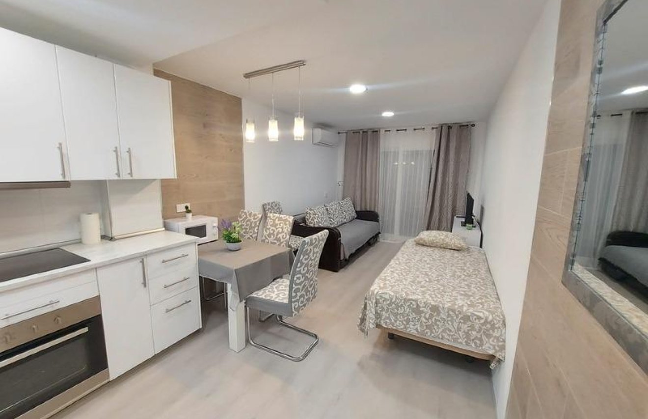 Revente - Apartamento - Torrevieja - Playa del Cura