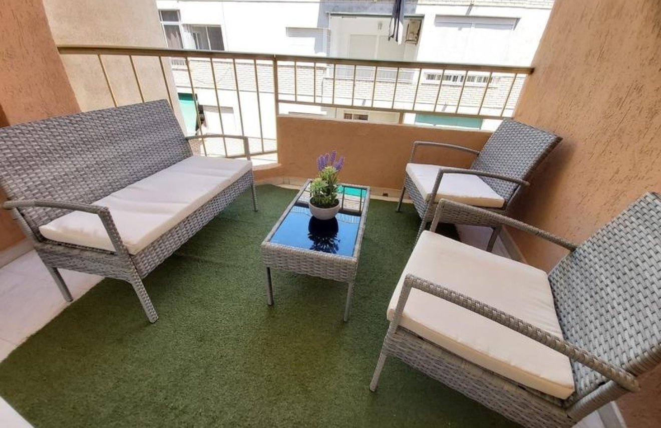 Revente - Apartamento - Torrevieja - Playa del Cura