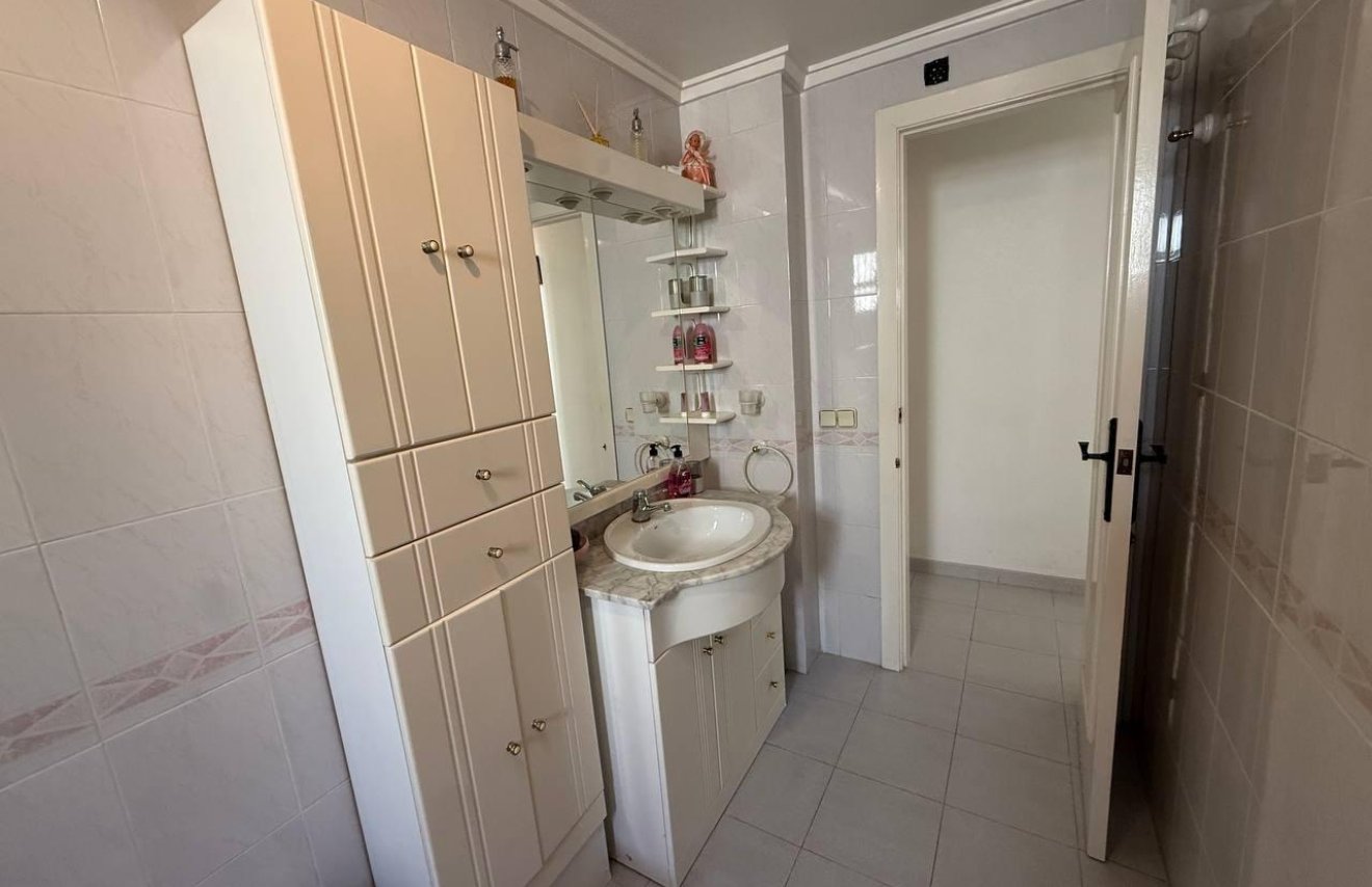 Resale - Piso - Torrevieja - Acequion