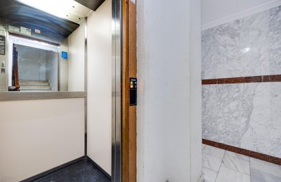 Revente - Apartamento - Torrevieja - Centro