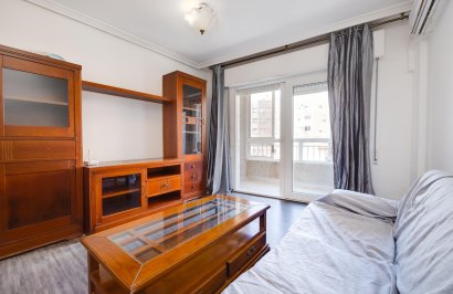 Revente - Apartamento - Torrevieja - Centro