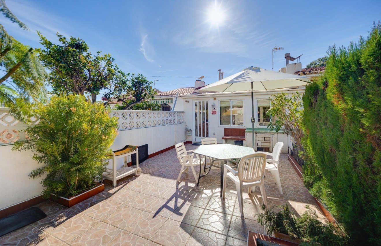 Revente - Villa - Torrevieja - Calas blanca