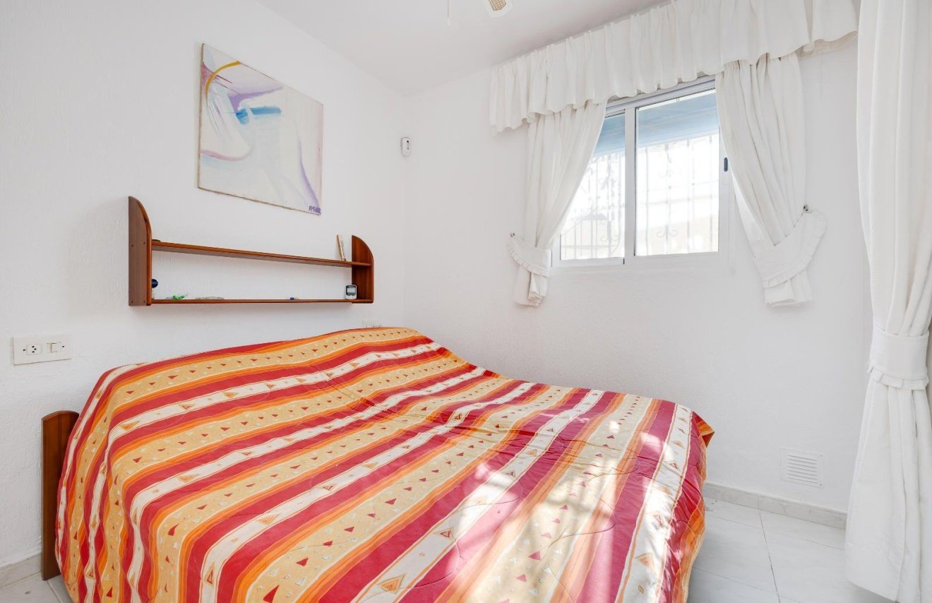 Revente - Villa - Torrevieja - Calas blanca