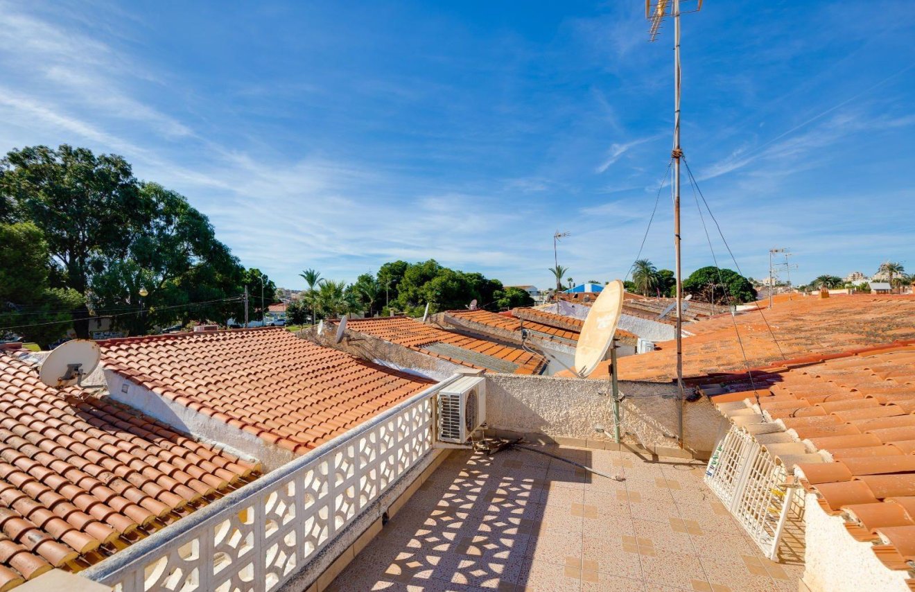 Revente - Villa - Torrevieja - Calas blanca