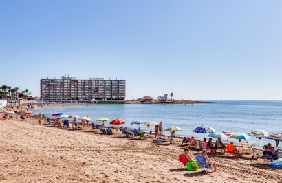 Revente - Villa - Torrevieja - Calas blanca