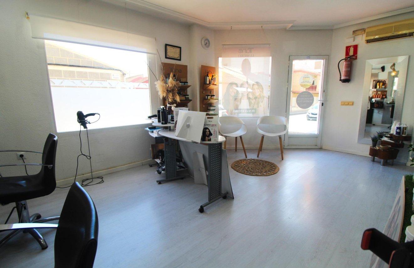 Reventa - Local comercial - Torrevieja - Centro