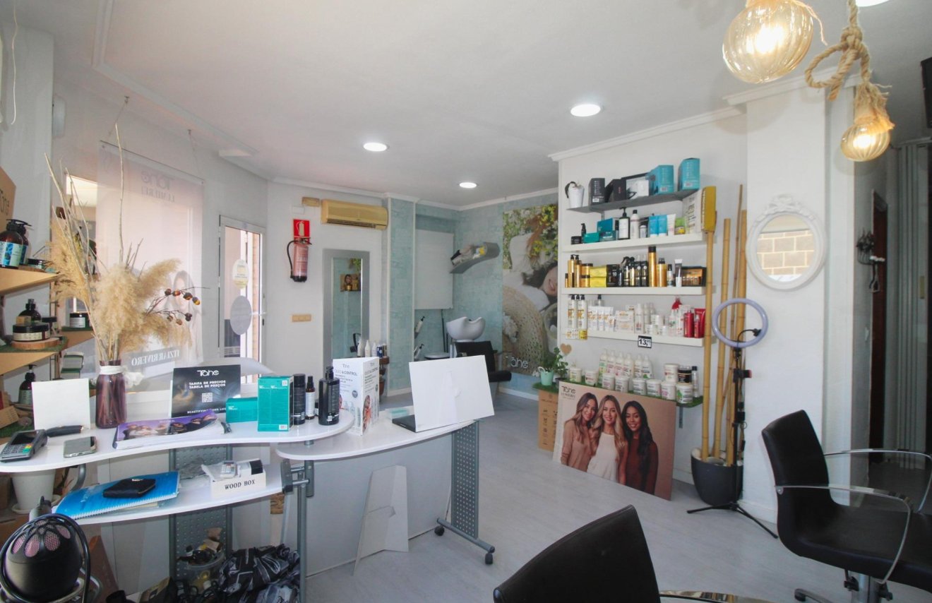 Reventa - Local comercial - Torrevieja - Centro