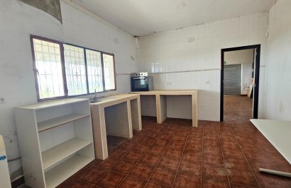 Revente - Finca rústica - Montesinos - LOS MONTESINOS