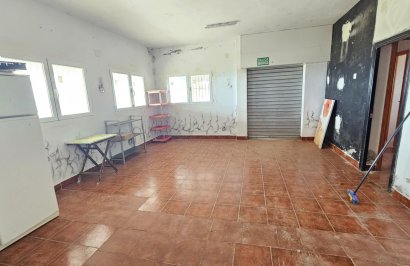 Revente - Finca rústica - Montesinos - LOS MONTESINOS