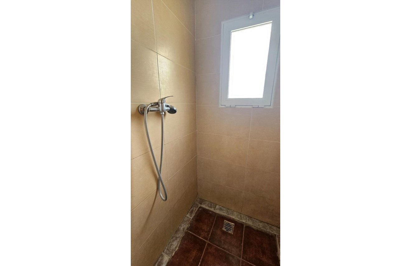 Revente - Finca rústica - Montesinos - LOS MONTESINOS