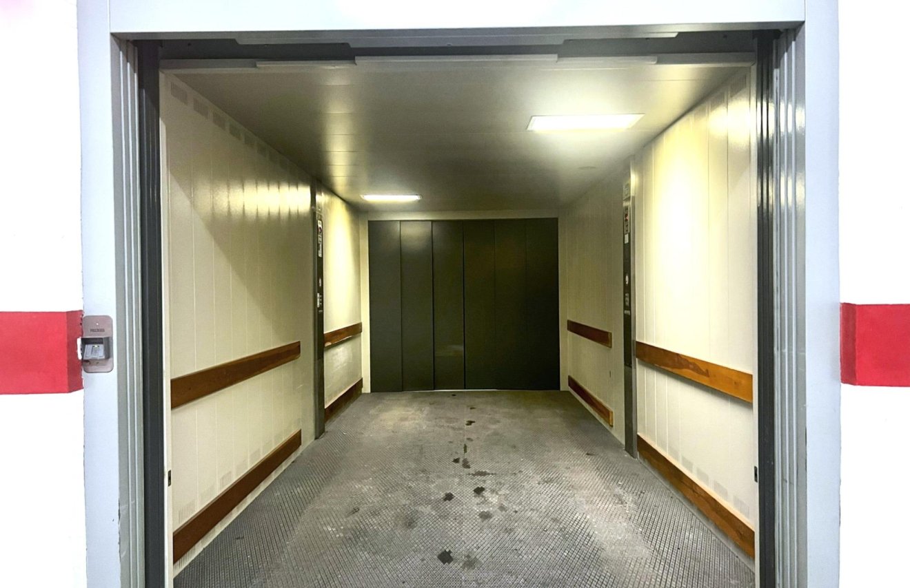 Revente - Parking - Torrevieja - Playa del Cura