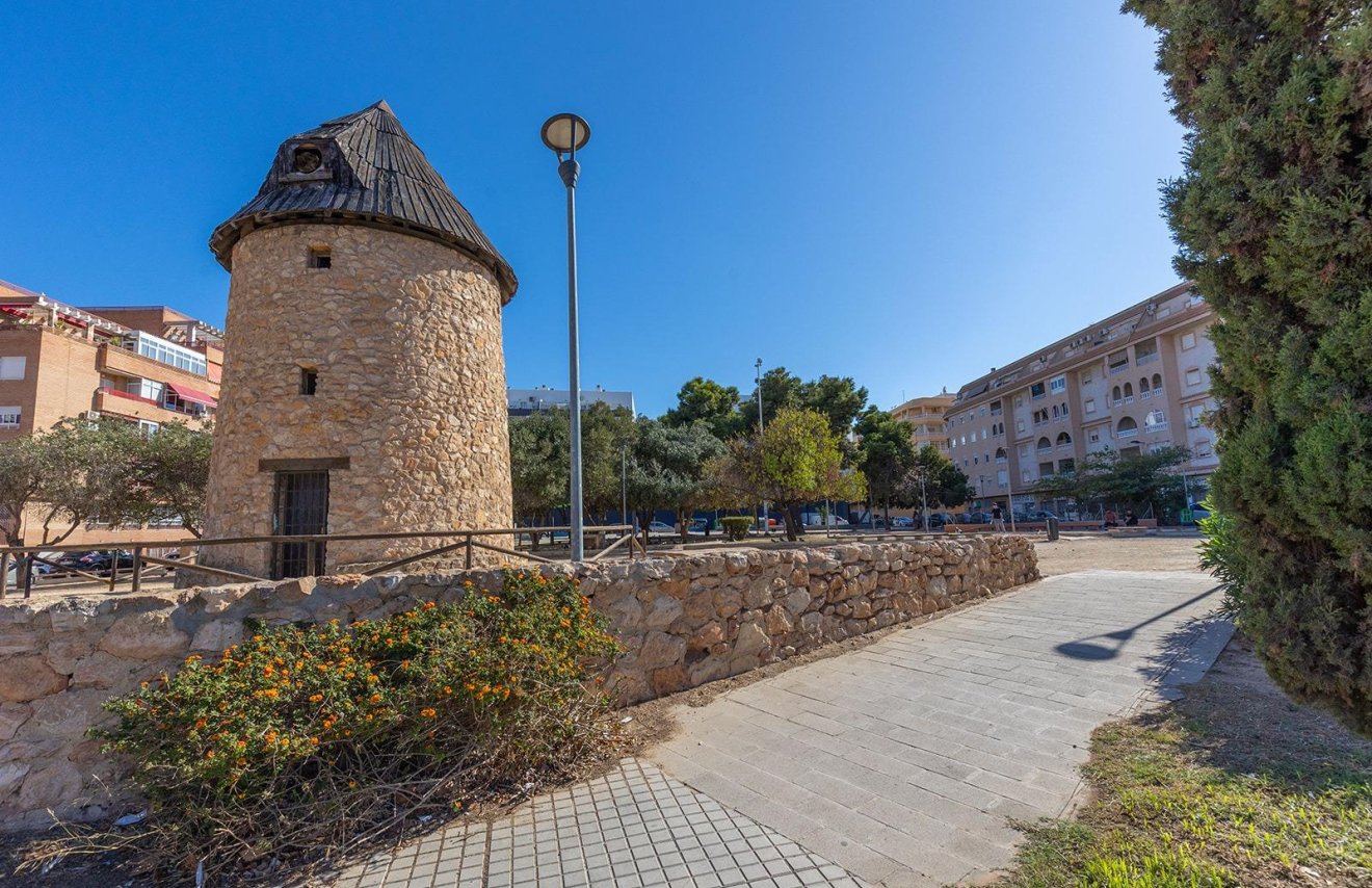 Revente - Attique - Torrevieja - El molino