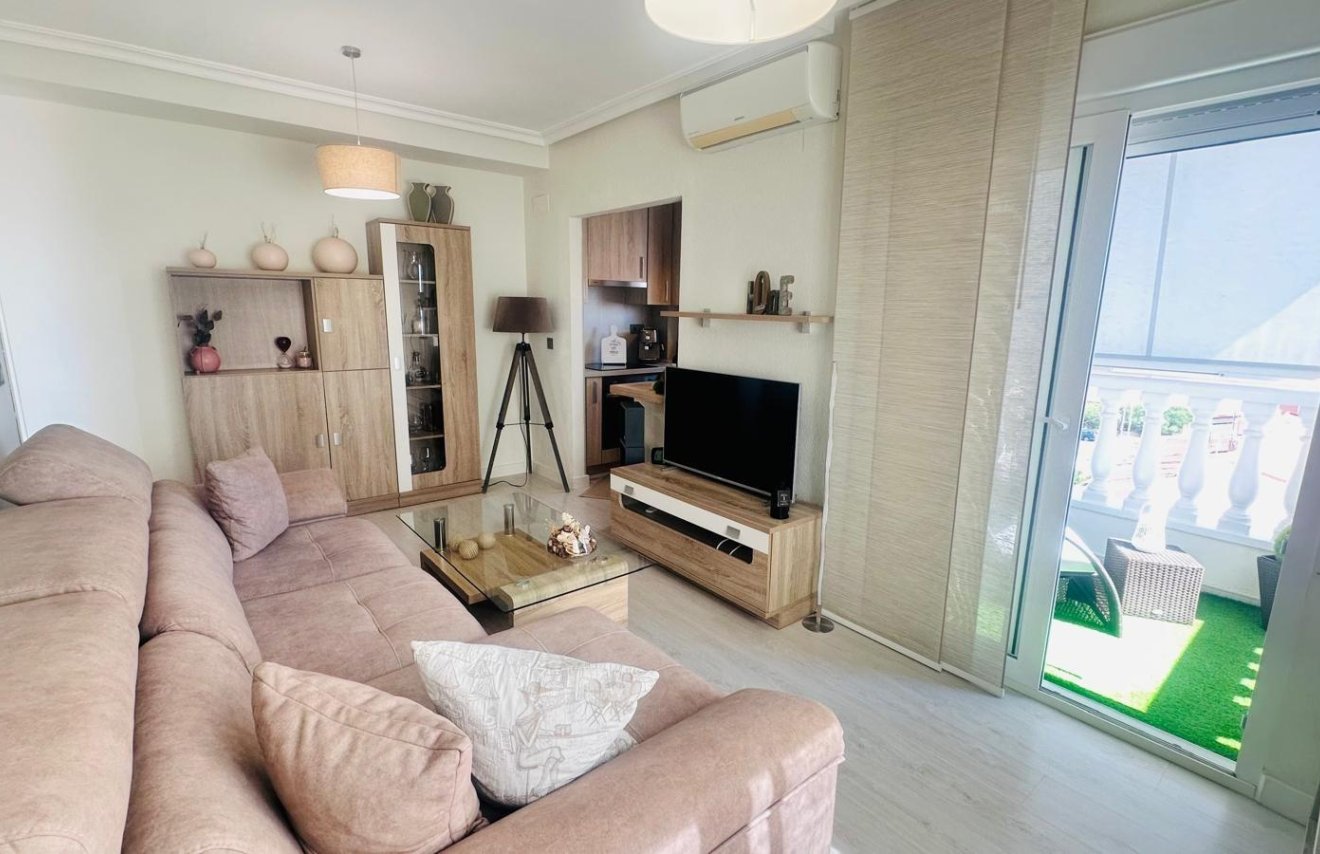 Resale - Piso - Torrevieja - Nueva Torrevieja