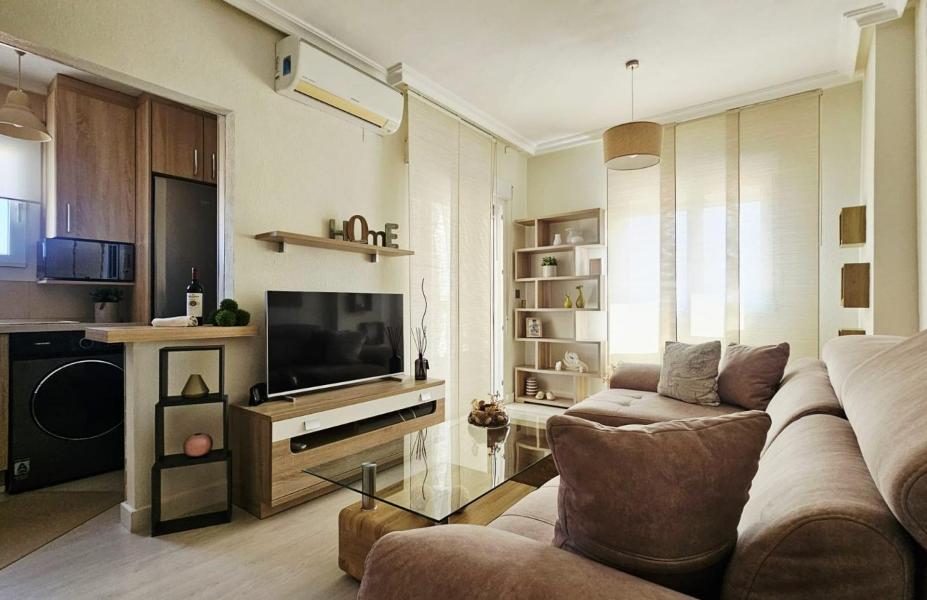 Resale - Piso - Torrevieja - Nueva Torrevieja