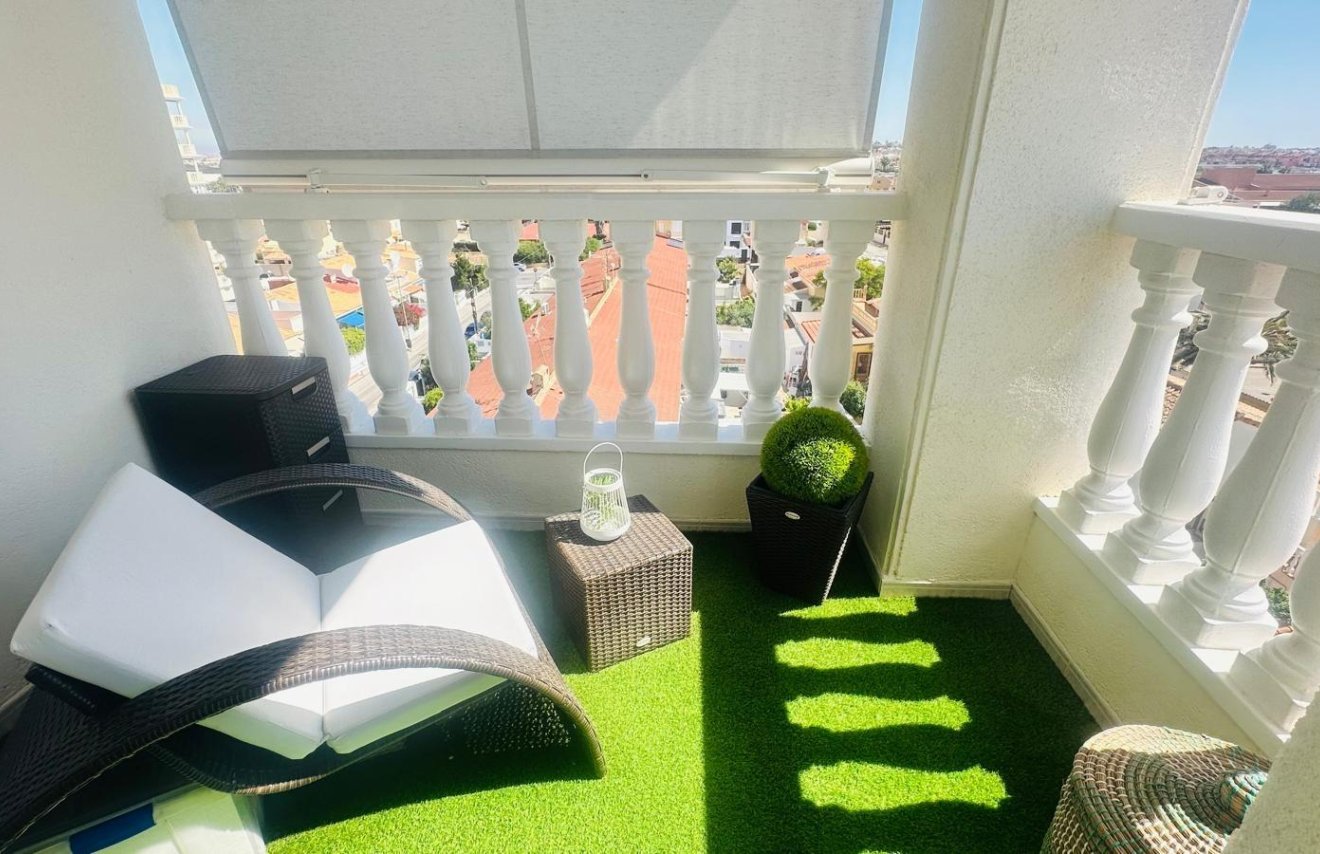 Resale - Piso - Torrevieja - Nueva Torrevieja