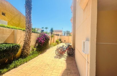 Resale - Piso - Torrevieja - Nueva Torrevieja