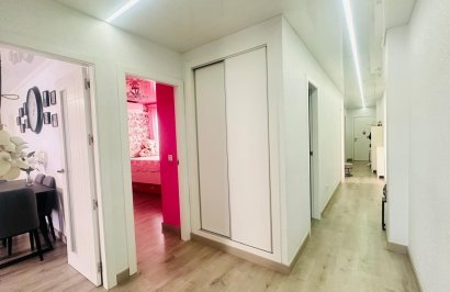 Revente - Apartamento - Torrevieja - Nueva Torrevieja