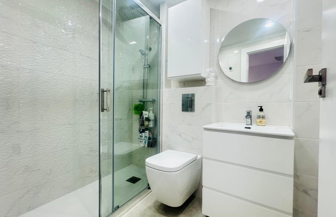 Revente - Apartamento - Torrevieja - Nueva Torrevieja