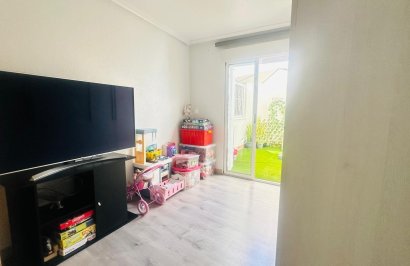 Revente - Apartamento - Torrevieja - Nueva Torrevieja