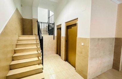 Revente - Apartamento - Torrevieja - Nueva Torrevieja