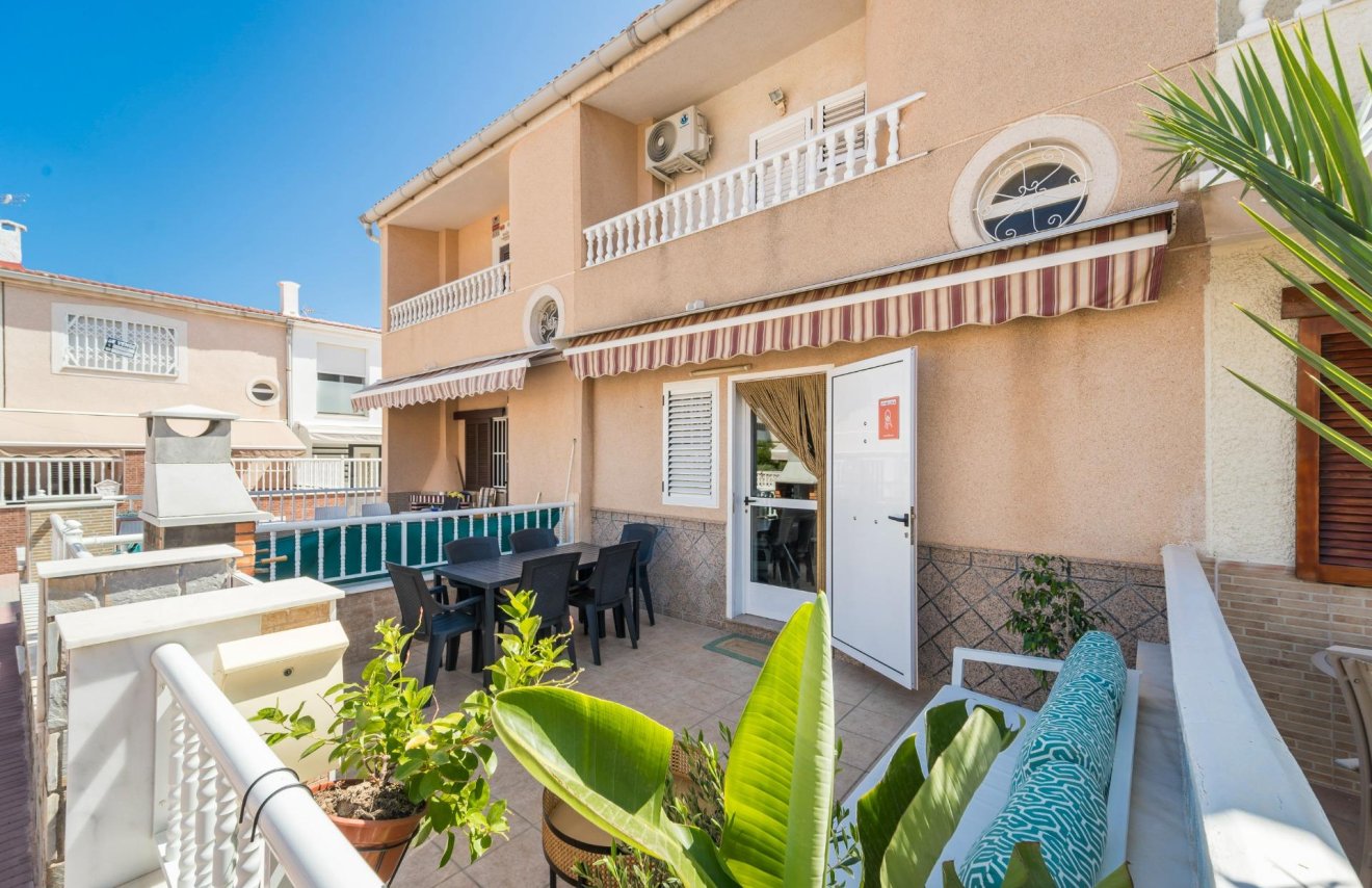 Reventa - Casa Tipo Dúplex - Torrevieja - Playa de los Naufragos