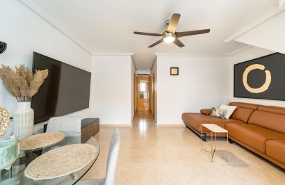 Reventa - Casa Tipo Dúplex - Torrevieja - Playa de los Naufragos