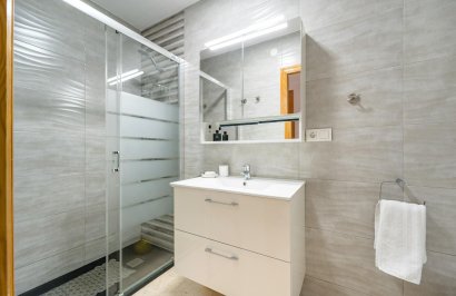 Reventa - Casa Tipo Dúplex - Torrevieja - Playa de los Naufragos