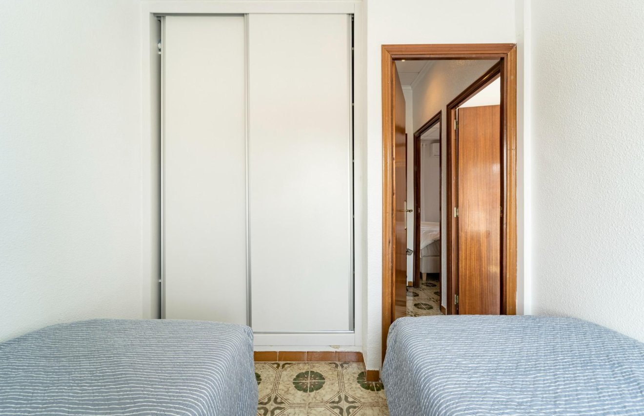 Reventa - Casa Tipo Dúplex - Torrevieja - Playa de los Naufragos