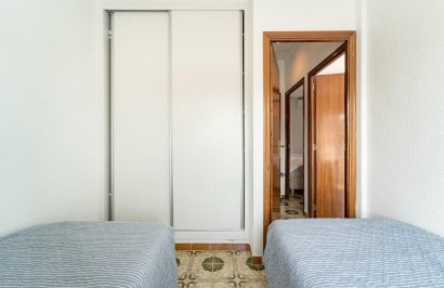 Reventa - Casa Tipo Dúplex - Torrevieja - Playa de los Naufragos