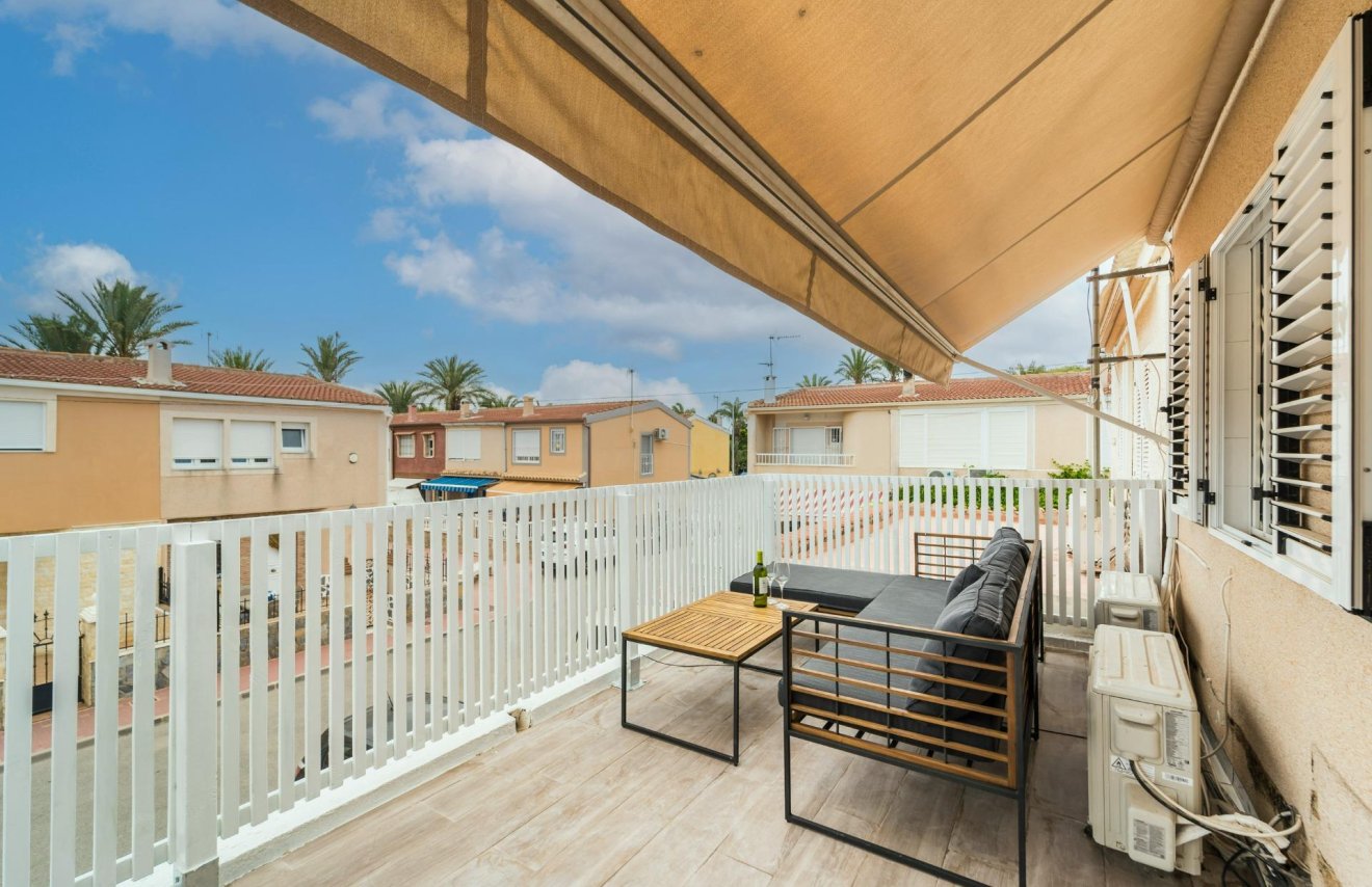 Reventa - Casa Tipo Dúplex - Torrevieja - Playa de los Naufragos