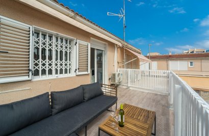 Reventa - Casa Tipo Dúplex - Torrevieja - Playa de los Naufragos