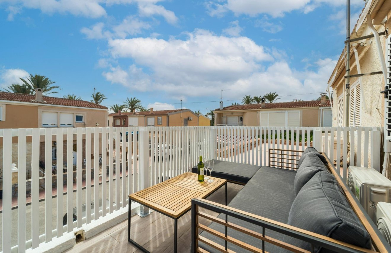 Reventa - Casa Tipo Dúplex - Torrevieja - Playa de los Naufragos