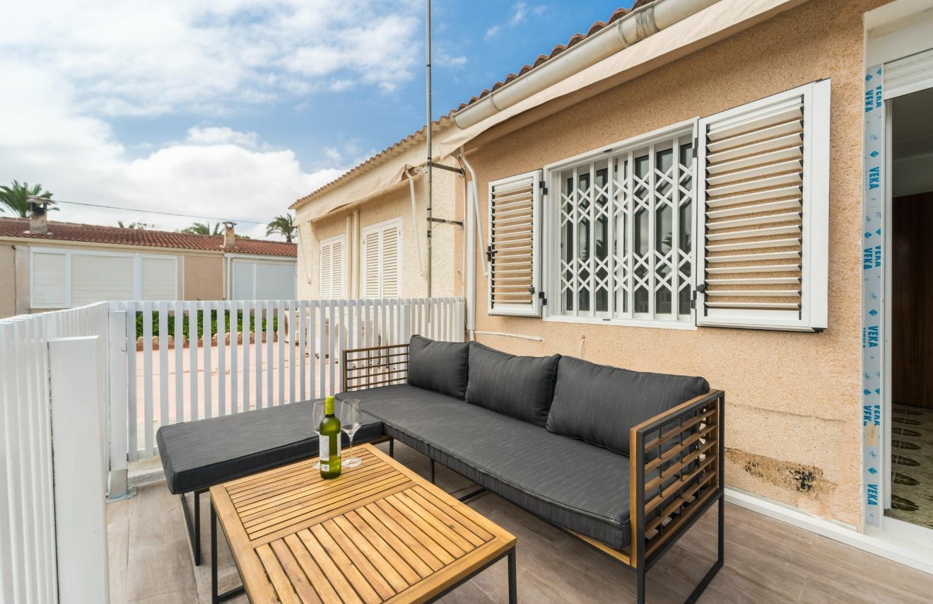 Reventa - Casa Tipo Dúplex - Torrevieja - Playa de los Naufragos