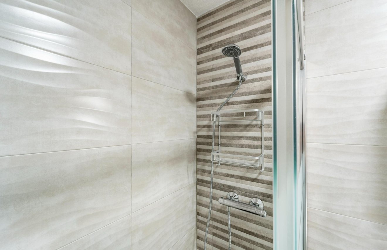 Reventa - Casa Tipo Dúplex - Torrevieja - Playa de los Naufragos