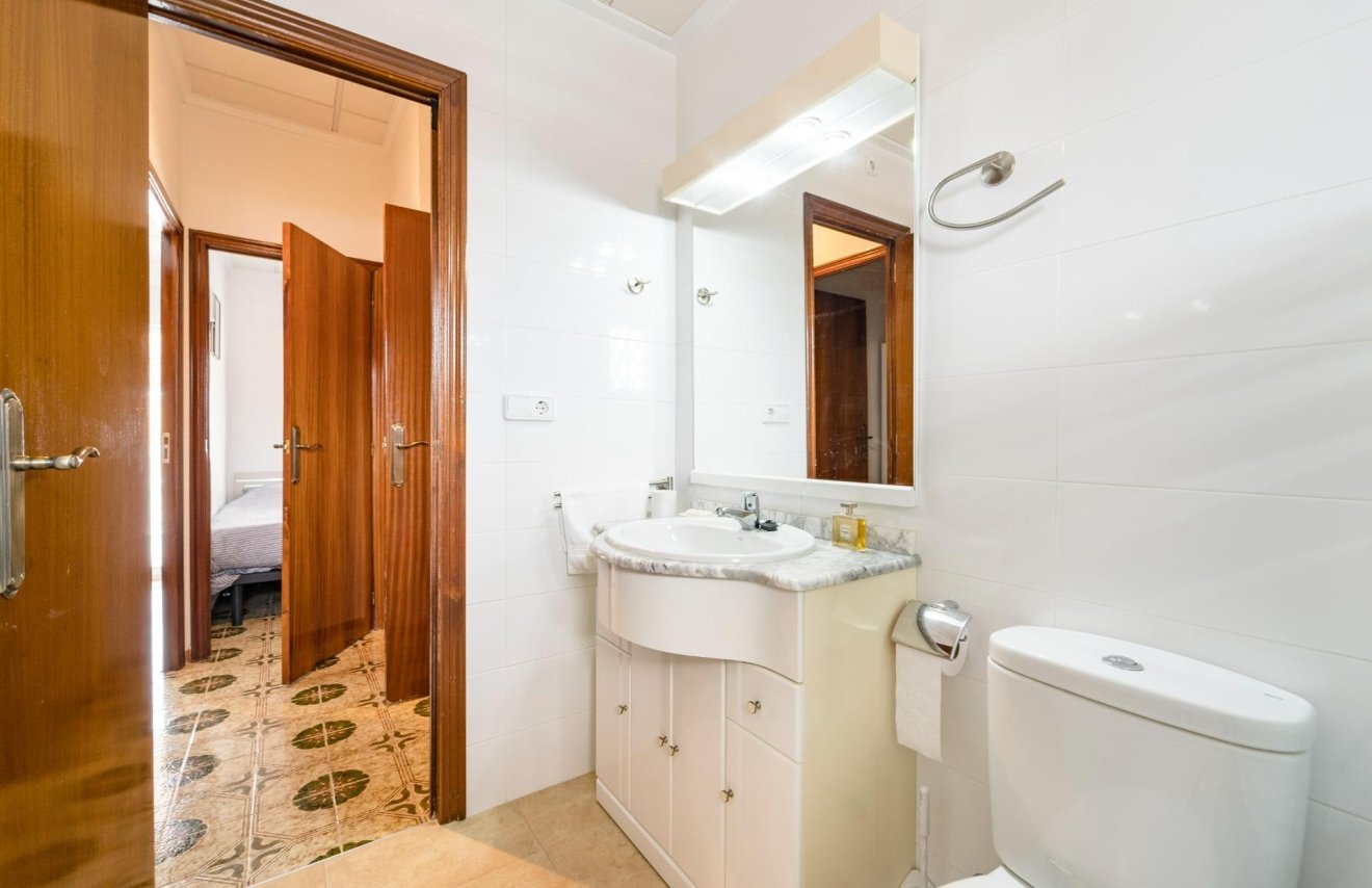 Reventa - Casa Tipo Dúplex - Torrevieja - Playa de los Naufragos