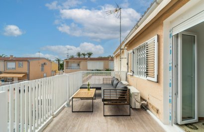 Reventa - Casa Tipo Dúplex - Torrevieja - Playa de los Naufragos
