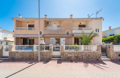Reventa - Casa Tipo Dúplex - Torrevieja - Playa de los Naufragos