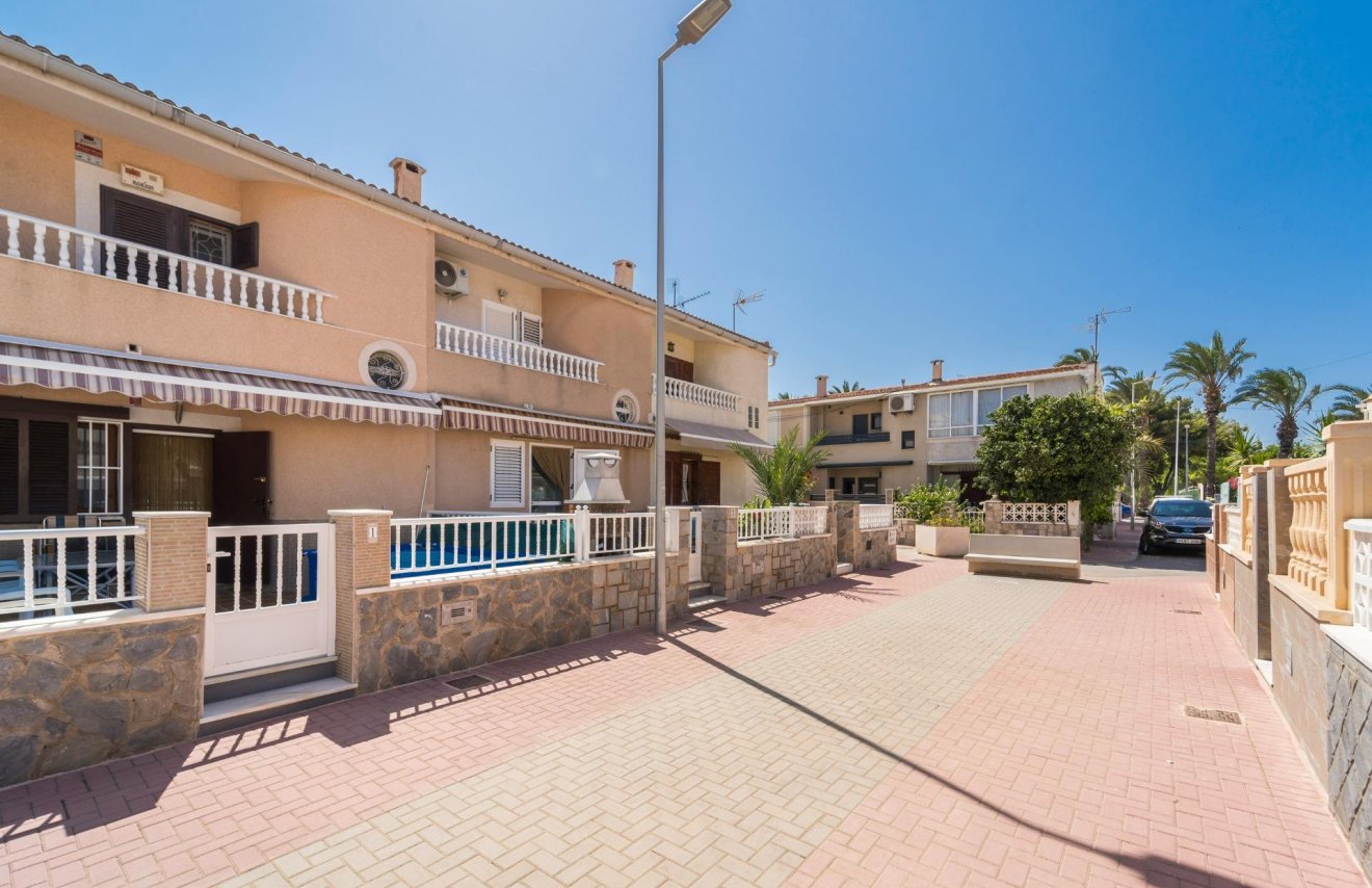 Reventa - Casa Tipo Dúplex - Torrevieja - Playa de los Naufragos