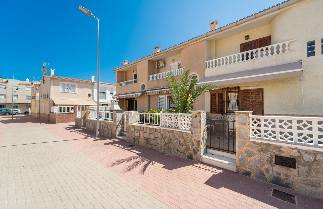 Reventa - Casa Tipo Dúplex - Torrevieja - Playa de los Naufragos