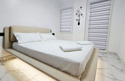 Resale - Piso - Torrevieja - Acequion