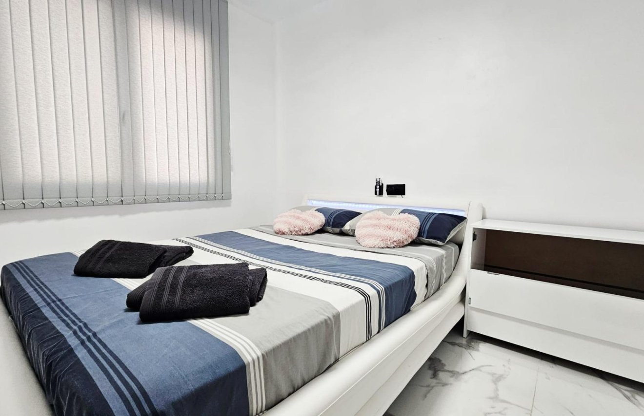 Resale - Piso - Torrevieja - Acequion