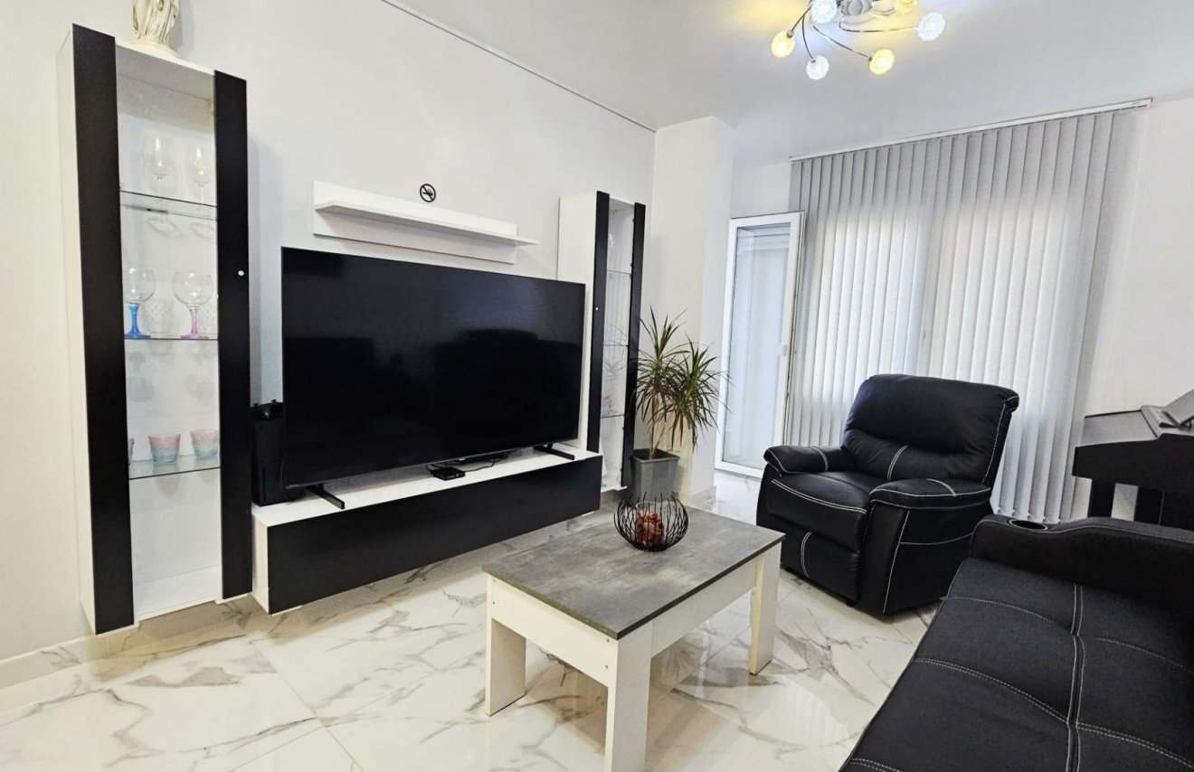 Resale - Piso - Torrevieja - Acequion